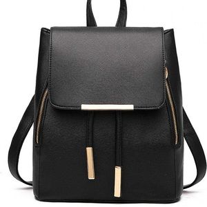 12” fashion backpack adjustable black & gold